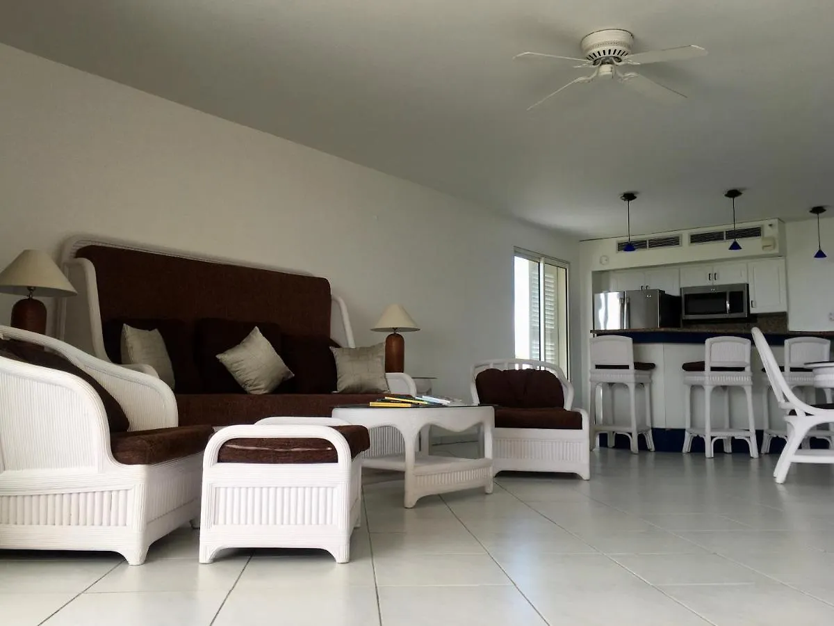 Sapphire Beach Club Resort Cupecoy  Cupecoy (Sint Maarten)