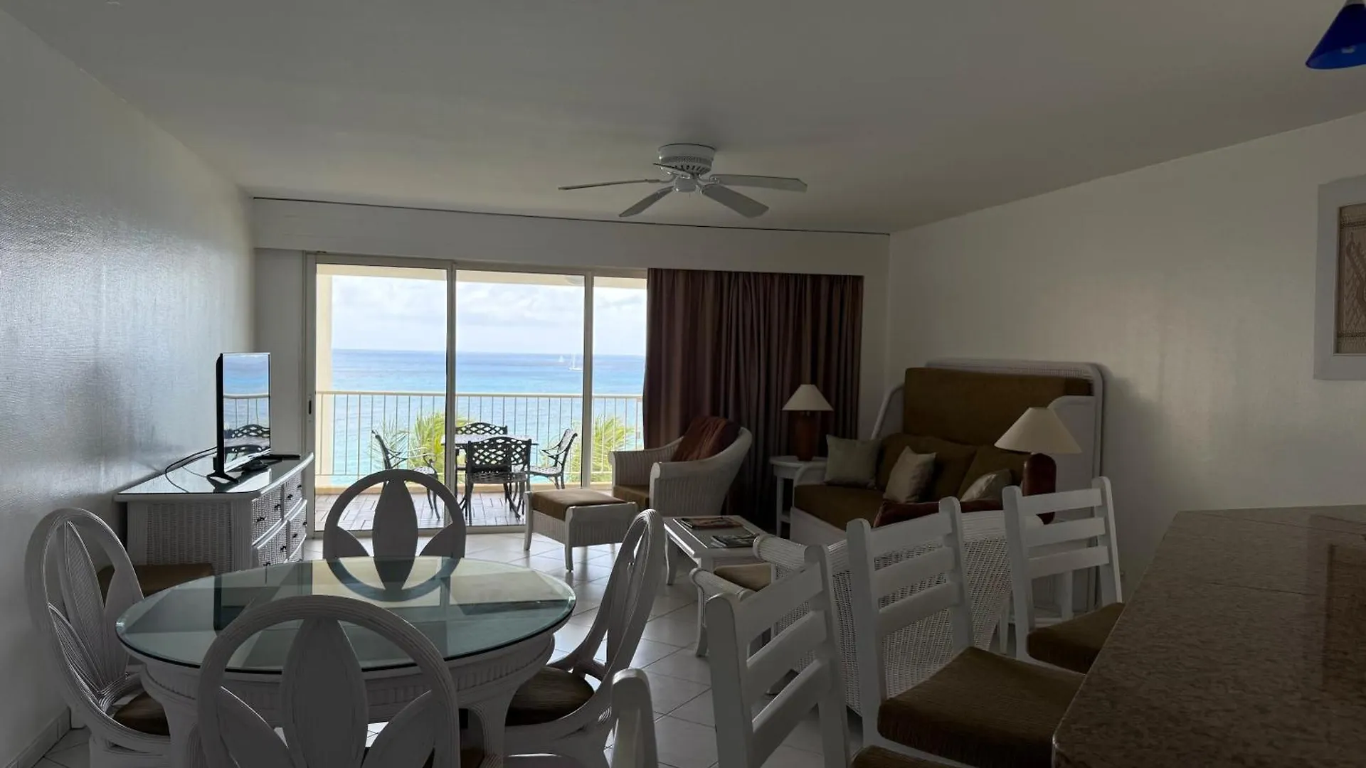 Sapphire Beach Club Resort Cupecoy
