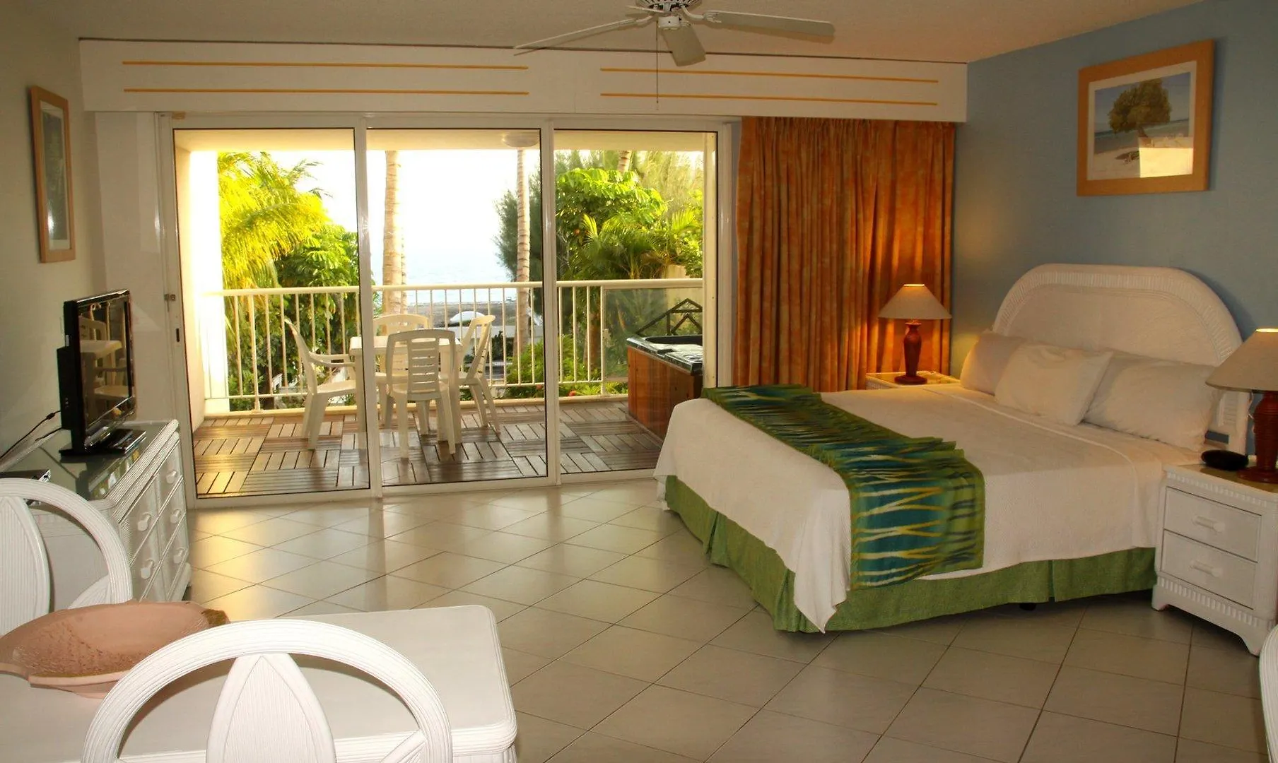 Sapphire Beach Club Resort Cupecoy  Cupecoy (Sint Maarten)