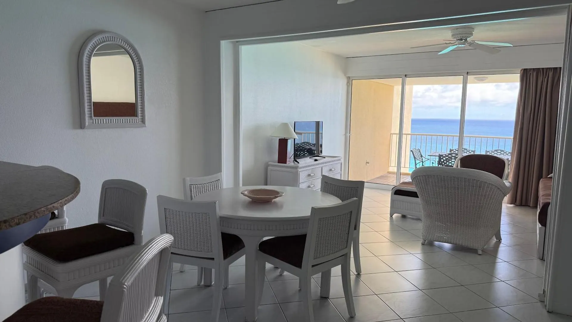 Sapphire Beach Club Resort Cupecoy  3*, Cupecoy (Sint Maarten)
