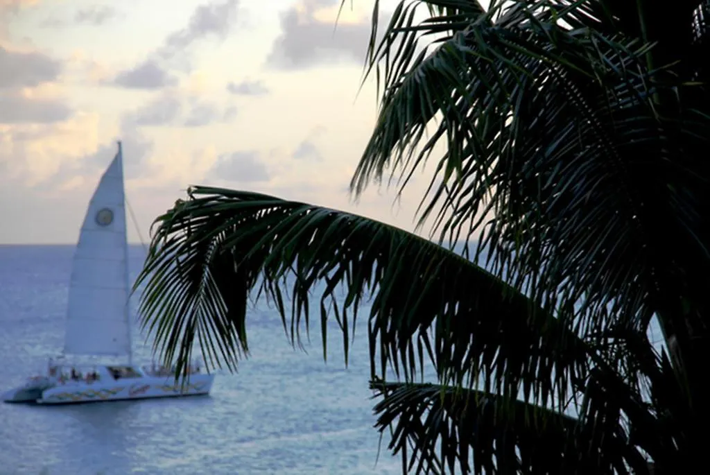 ***  Sapphire Beach Club Resort Cupecoy  Sint Maarten